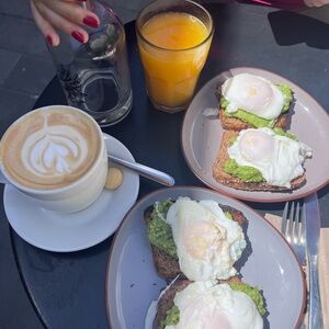 Meet your Posher, Libby